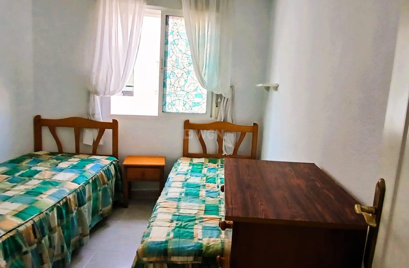 Resale - Apartment / flat - Torrevieja - Playa del Cura