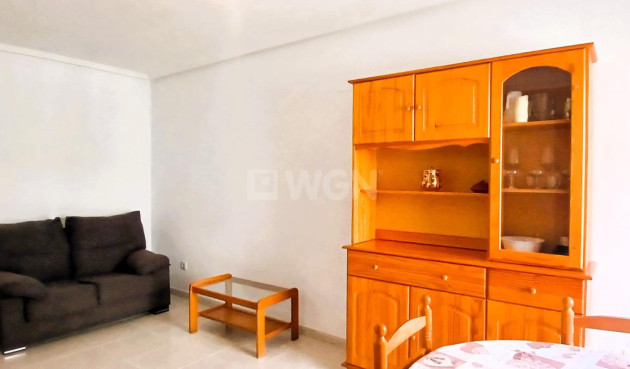 Resale - Apartment / flat - Torrevieja - Playa del Cura