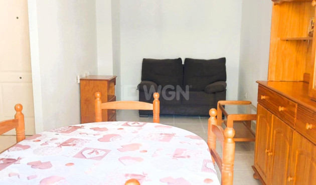 Resale - Apartment / flat - Torrevieja - Playa del Cura
