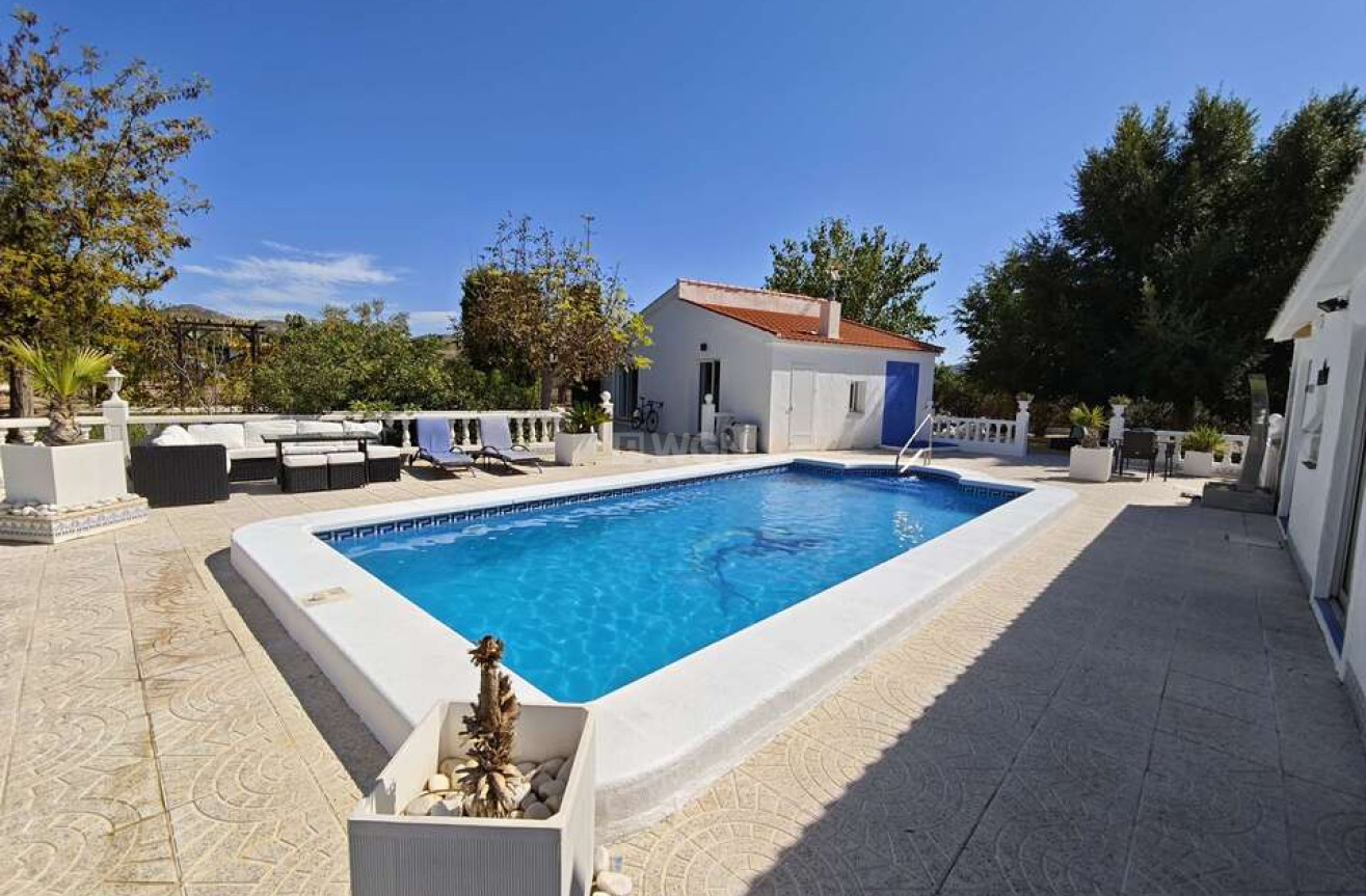 Odsprzedaż - Villa - Salinas - Inland