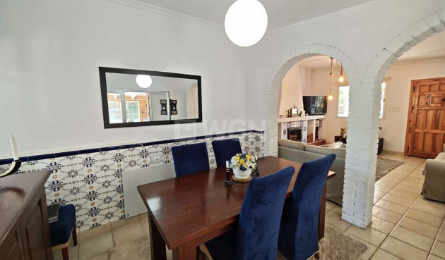 Odsprzedaż - Villa - Salinas - Inland