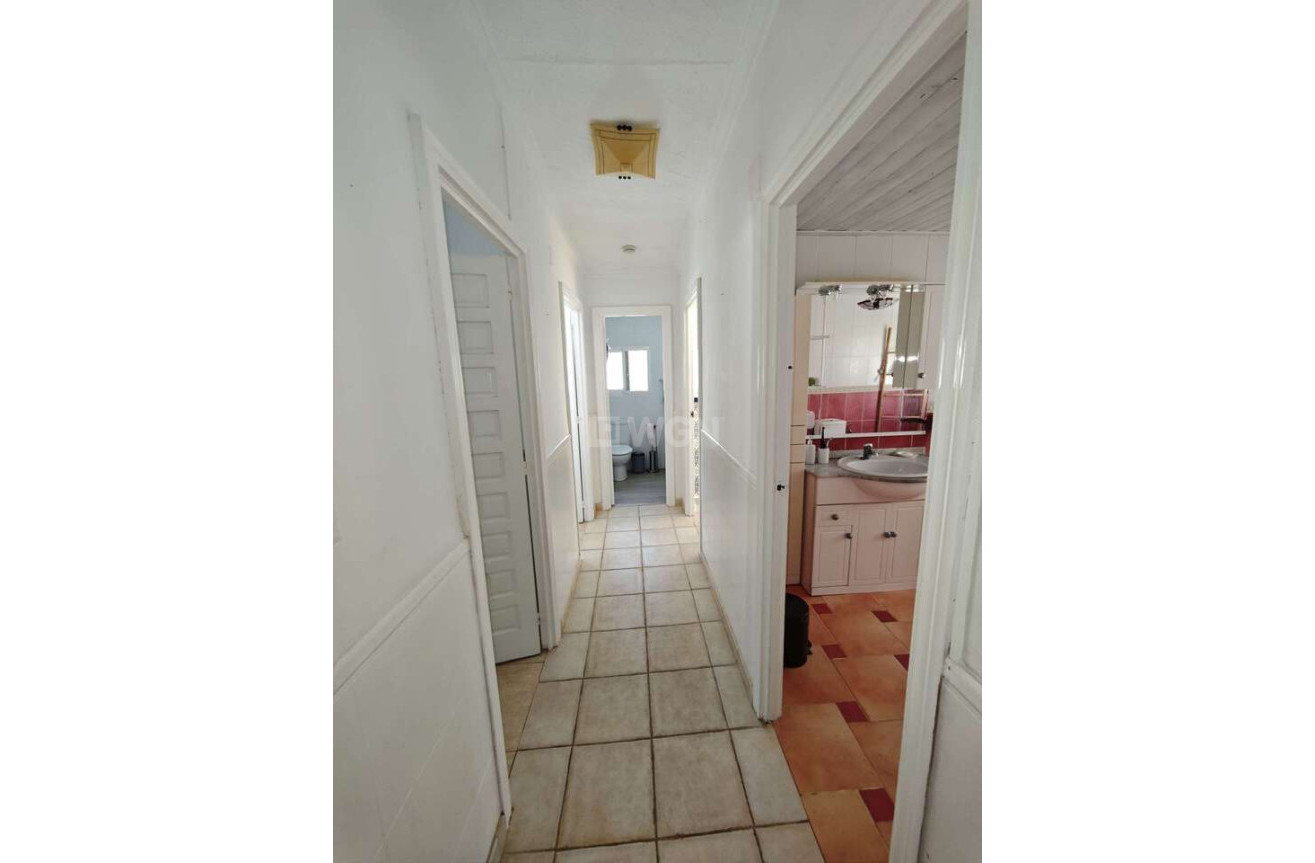 Odsprzedaż - Villa - Salinas - Inland