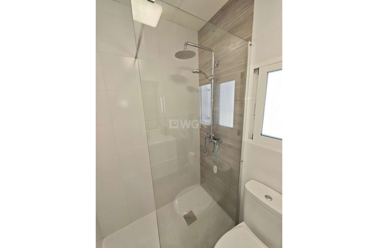 Odsprzedaż - Villa - Salinas - Inland