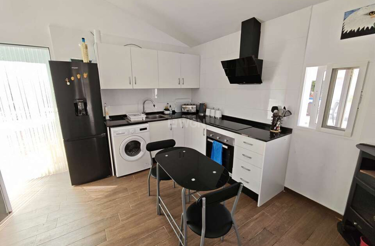 Odsprzedaż - Villa - Salinas - Inland