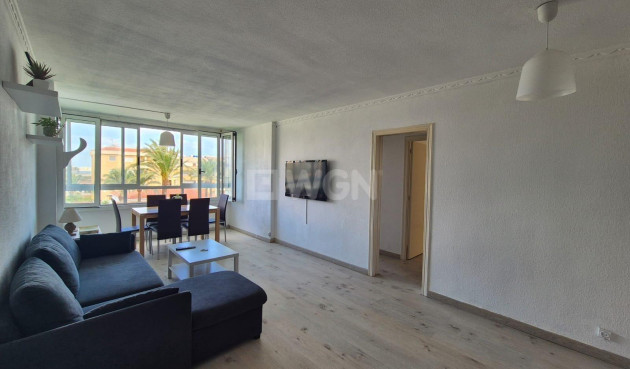 Odsprzedaż - Mieszkanie w bloku - Torrevieja - Punta Prima