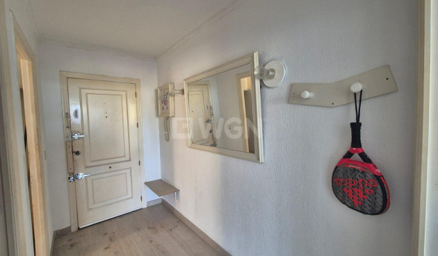 Odsprzedaż - Mieszkanie w bloku - Torrevieja - Punta Prima