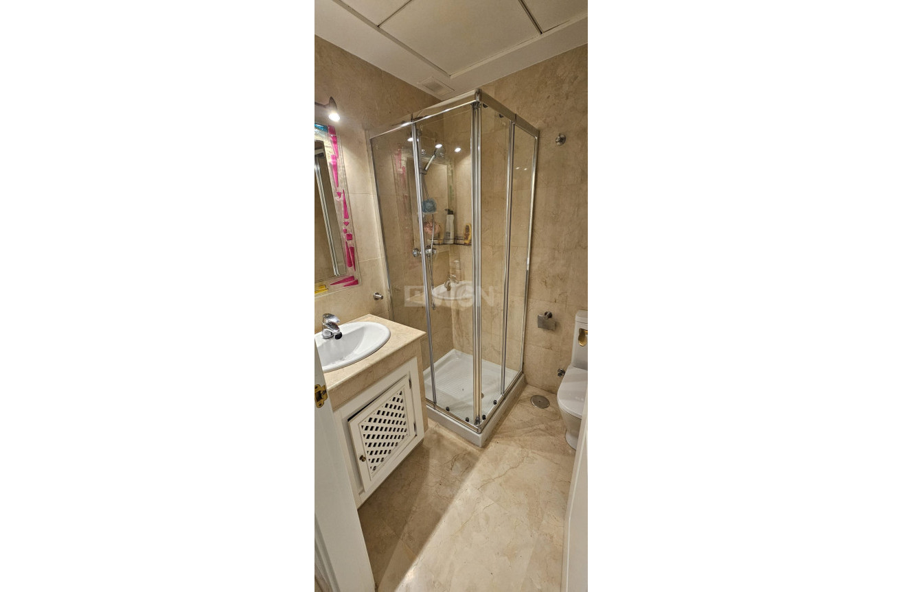 Odsprzedaż - Mieszkanie w bloku - Los Alcázares - Costa Calida