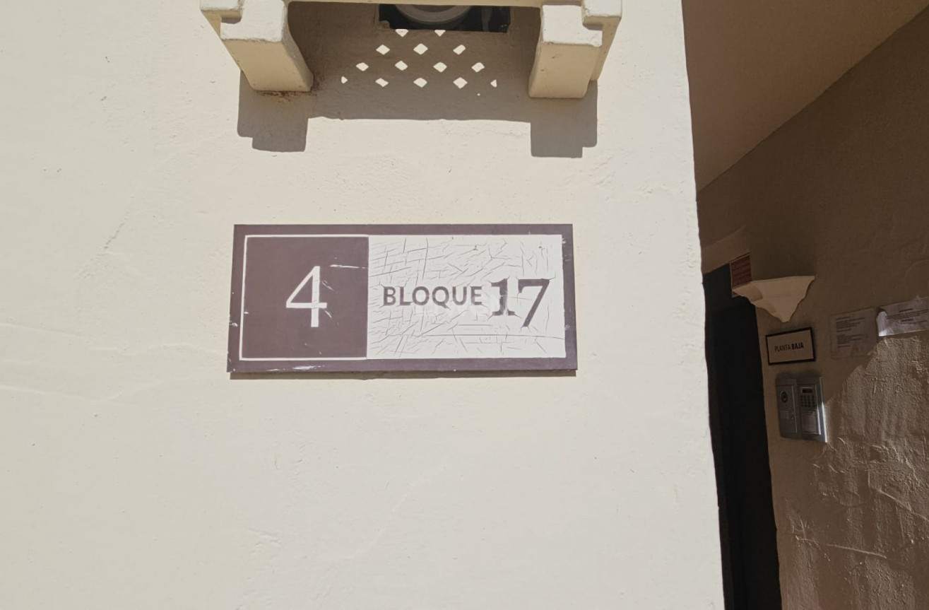 Odsprzedaż - Mieszkanie w bloku - Los Alcázares - Costa Calida