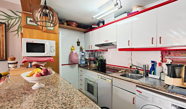 Odsprzedaż - Mieszkanie w bloku - Torrevieja - Costa Blanca