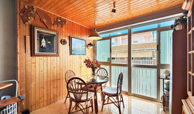 Odsprzedaż - Mieszkanie w bloku - Torrevieja - Costa Blanca