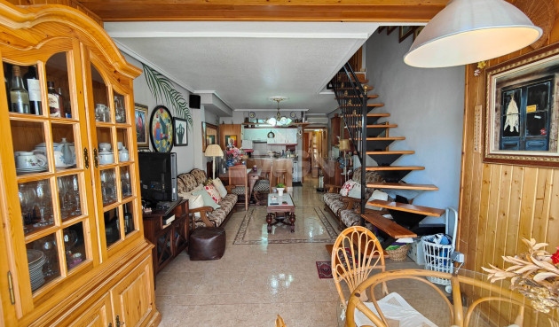 Odsprzedaż - Mieszkanie w bloku - Torrevieja - Costa Blanca