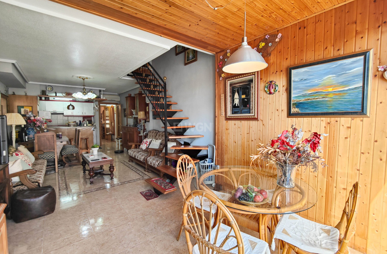 Odsprzedaż - Mieszkanie w bloku - Torrevieja - Costa Blanca