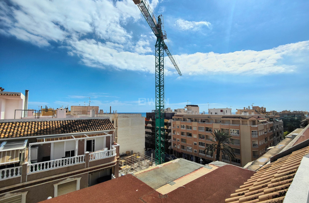 Odsprzedaż - Mieszkanie w bloku - Torrevieja - Costa Blanca