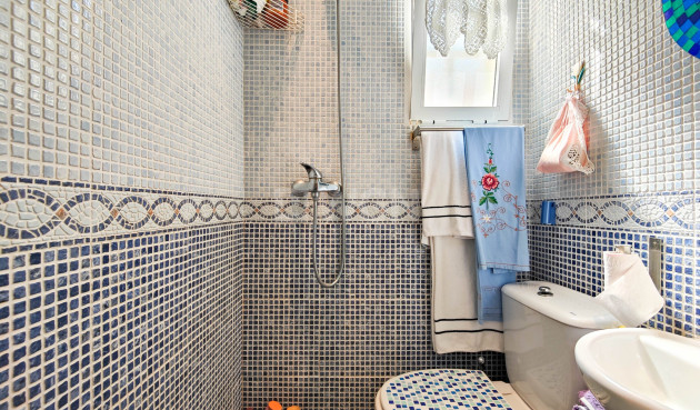 Odsprzedaż - Mieszkanie w bloku - Torrevieja - Costa Blanca