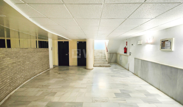 Odsprzedaż - Mieszkanie w bloku - Torrevieja - Costa Blanca