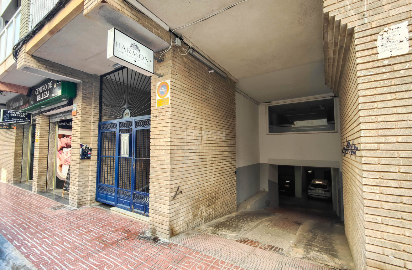 Odsprzedaż - Mieszkanie w bloku - Torrevieja - Costa Blanca