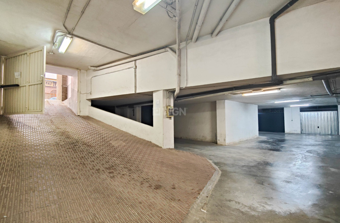 Odsprzedaż - Mieszkanie w bloku - Torrevieja - Costa Blanca