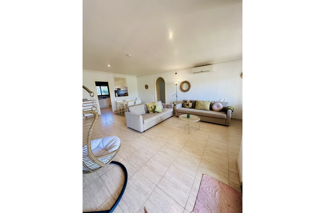 Odsprzedaż - Mieszkanie w bloku - Orihuela Costa - Costa Blanca