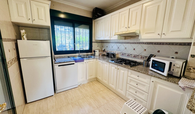 Odsprzedaż - Mieszkanie w bloku - Orihuela Costa - Costa Blanca