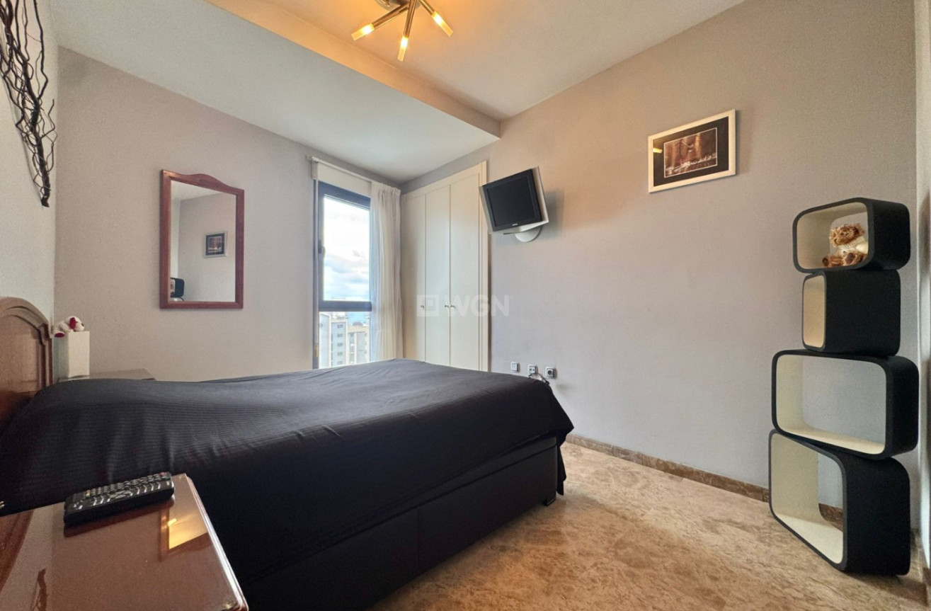 Odsprzedaż - Mieszkanie w bloku - Benidorm - Costa Blanca