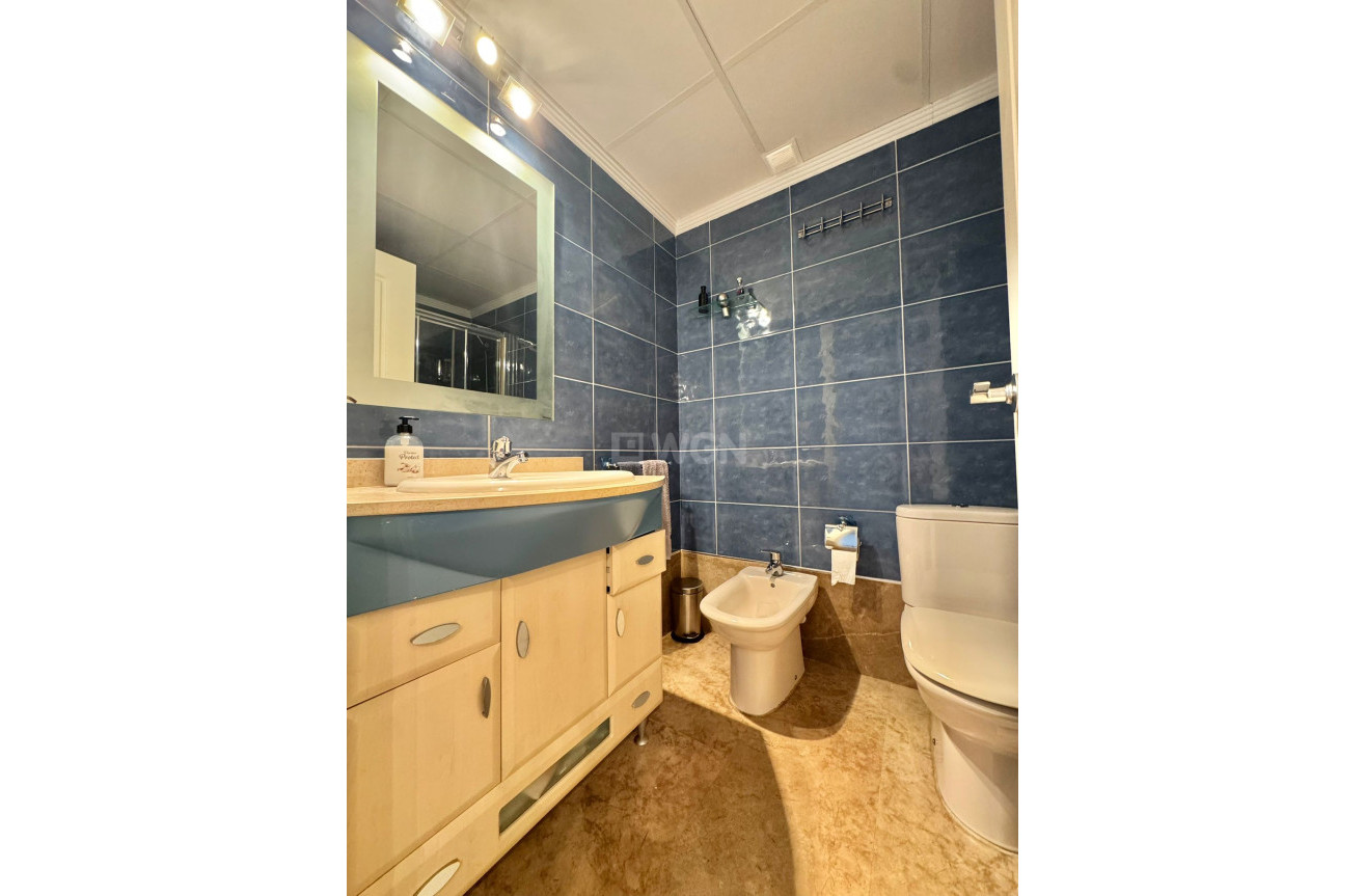 Odsprzedaż - Mieszkanie w bloku - Benidorm - Costa Blanca