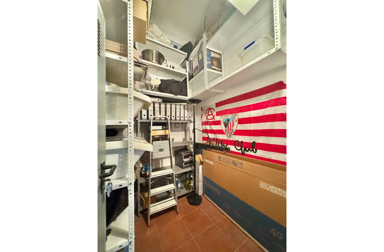 Odsprzedaż - Mieszkanie w bloku - Benidorm - Costa Blanca