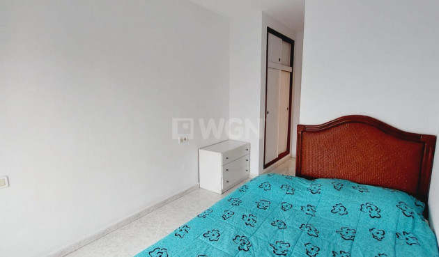 Odsprzedaż - Mieszkanie w bloku - Torrevieja - Estacion De Autobuses