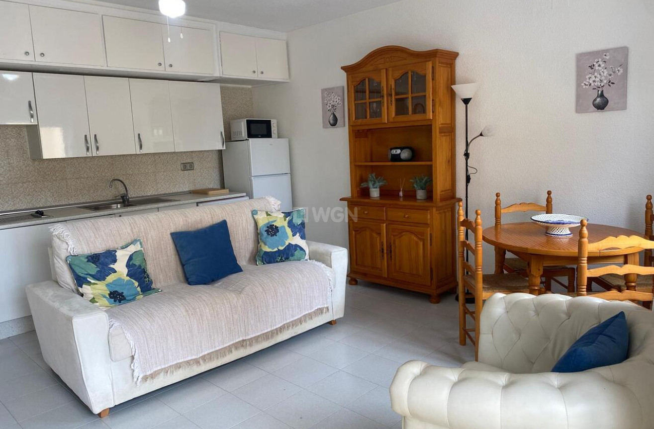 Resale - Apartment / flat - Villamartin - Costa Blanca