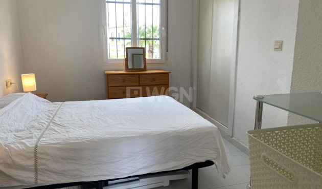 Resale - Apartment / flat - Villamartin - Costa Blanca