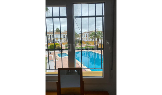 Resale - Apartment / flat - Villamartin - Costa Blanca