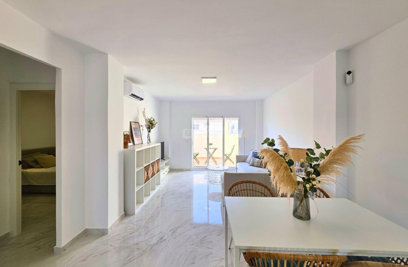 Wiederverkauf - Wohnung - Torrevieja - Acequion