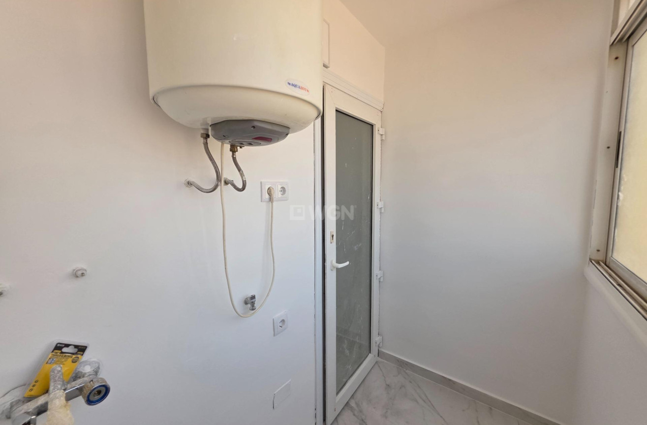 Wiederverkauf - Wohnung - Torrevieja - Acequion