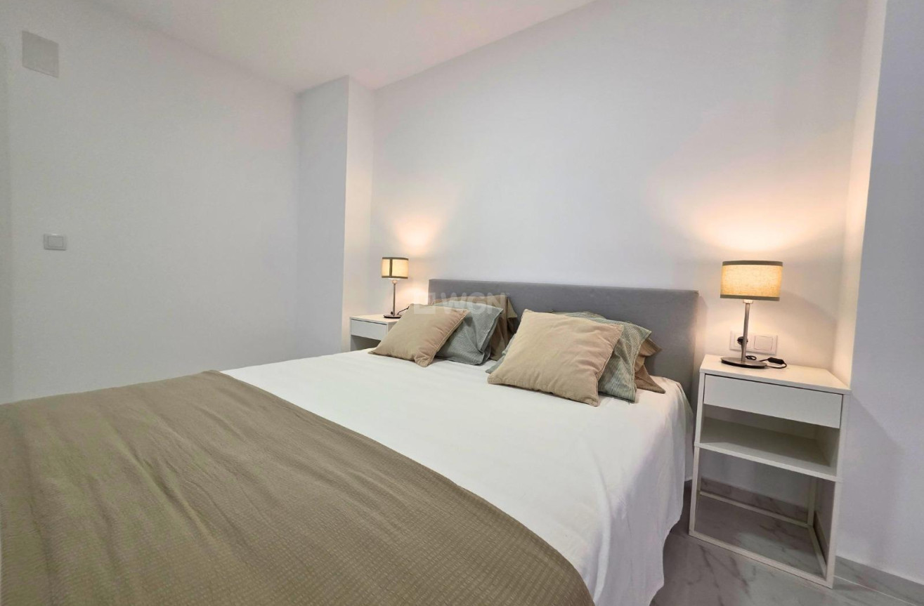 Wiederverkauf - Wohnung - Torrevieja - Acequion