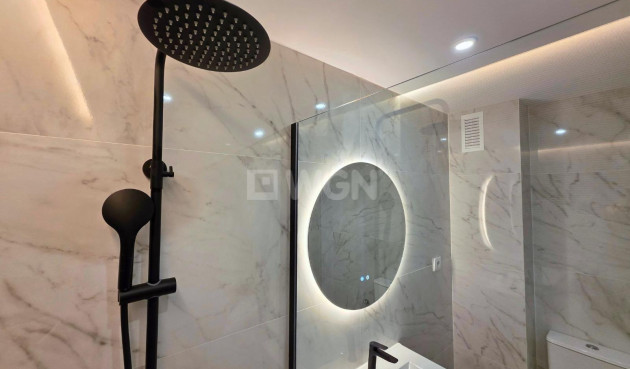 Wiederverkauf - Wohnung - Torrevieja - Acequion