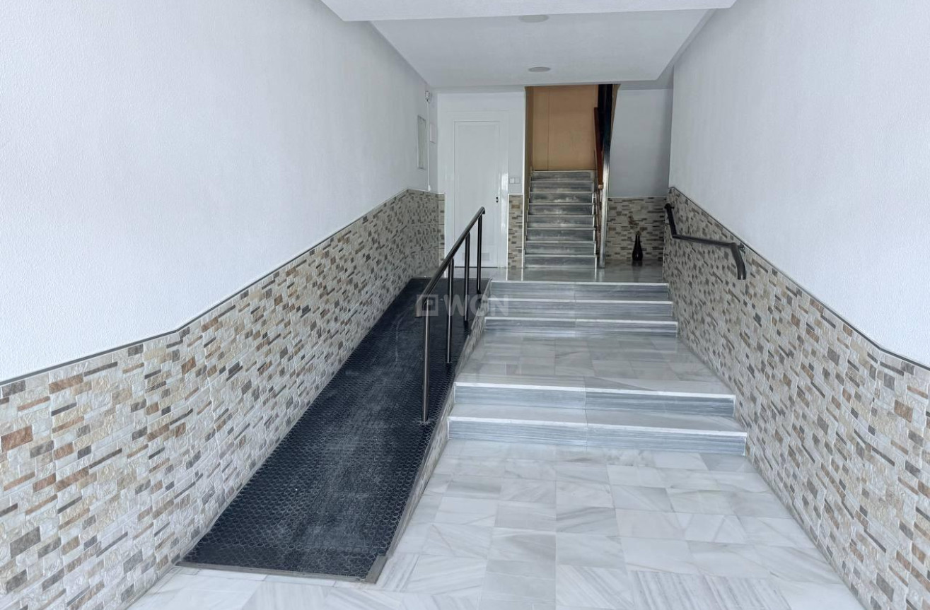 Wiederverkauf - Wohnung - Torrevieja - Acequion