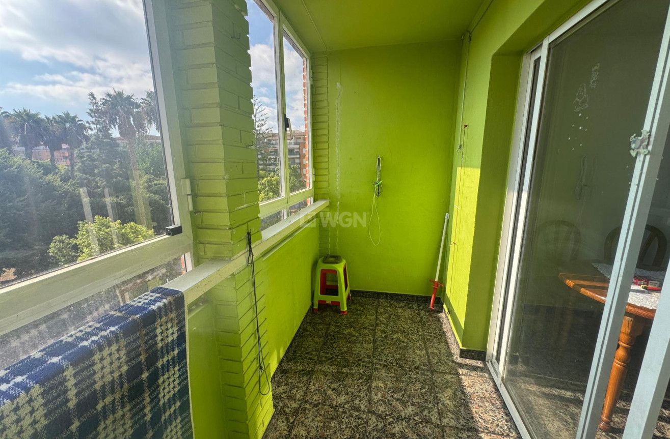 Odsprzedaż - Mieszkanie w bloku - Torrevieja - Costa Blanca