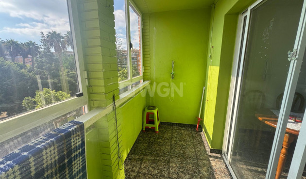 Odsprzedaż - Mieszkanie w bloku - Torrevieja - Costa Blanca