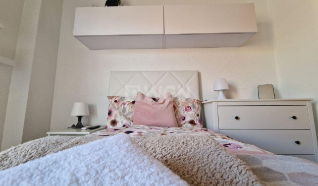 Reventa - Apartamento / piso - Torrevieja - Playa de los Locos