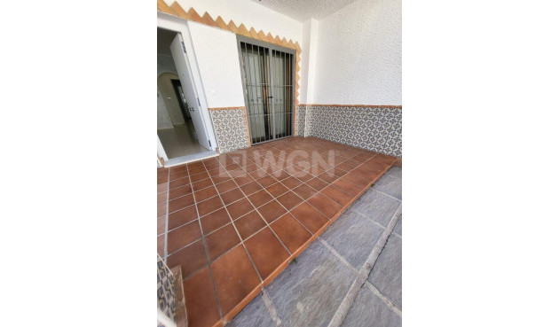 Odsprzedaż - Kamienica - San Miguel de Salinas - Ciudad De Las Comunicaciones