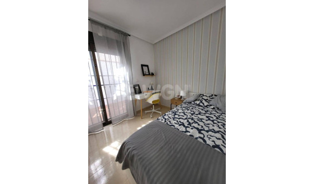 Odsprzedaż - Kamienica - San Miguel de Salinas - Ciudad De Las Comunicaciones