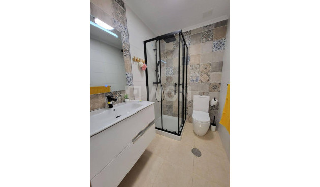 Odsprzedaż - Kamienica - San Miguel de Salinas - Ciudad De Las Comunicaciones