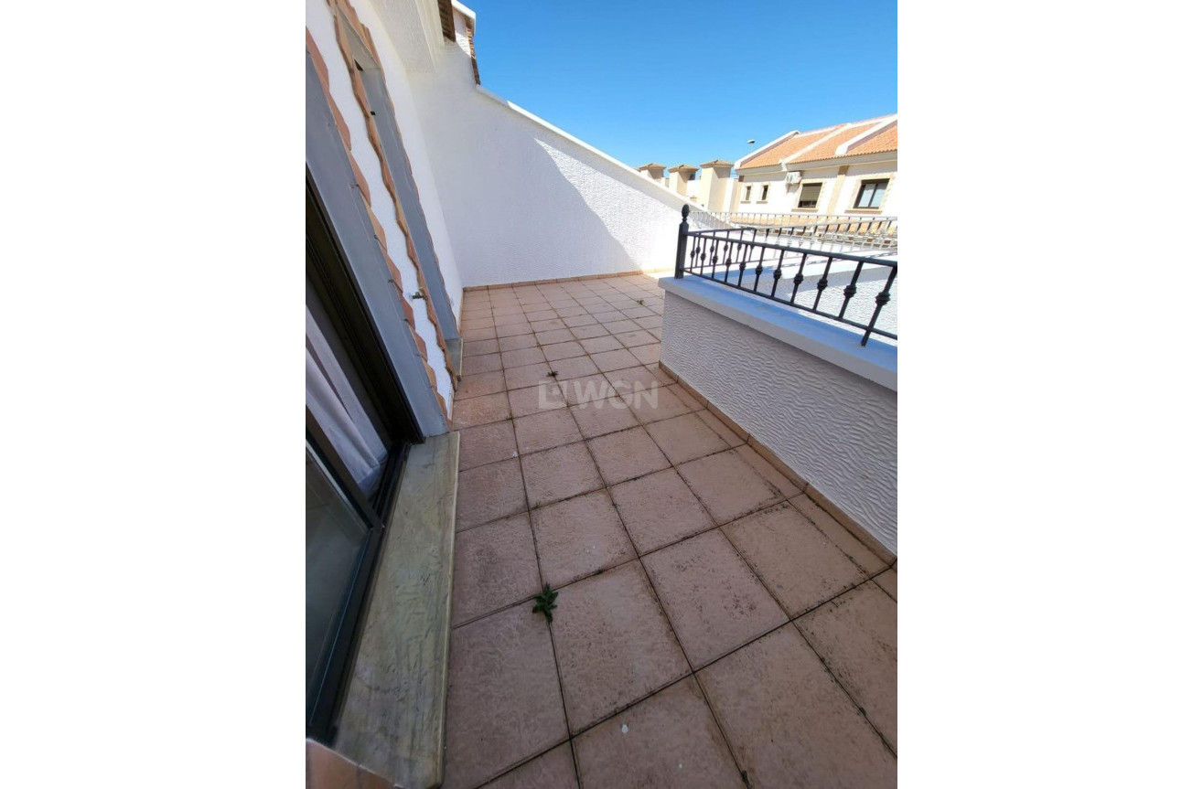 Odsprzedaż - Kamienica - San Miguel de Salinas - Ciudad De Las Comunicaciones