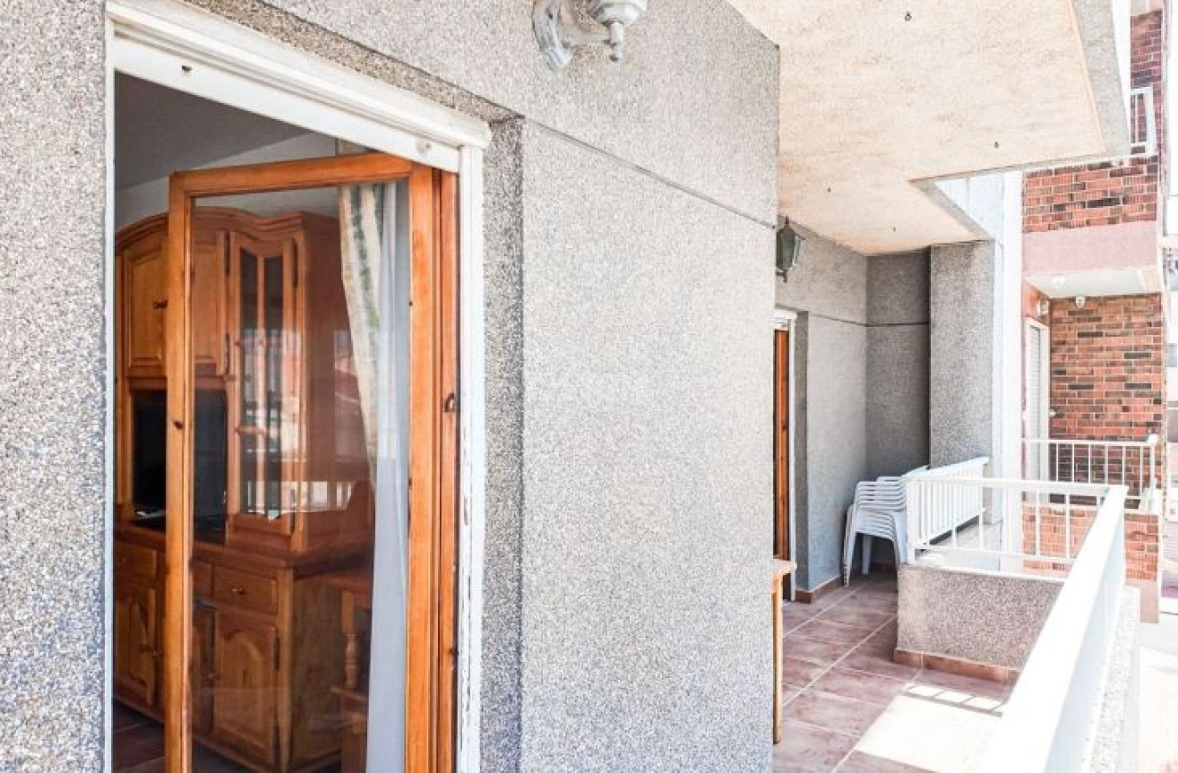 Resale - Apartment / flat - Torrevieja - Costa Blanca