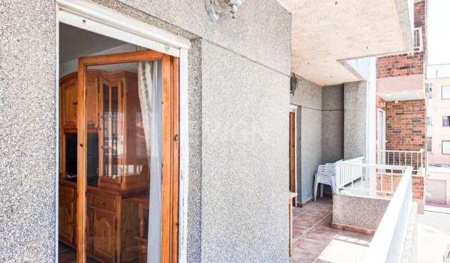 Resale - Apartment / flat - Torrevieja - Costa Blanca
