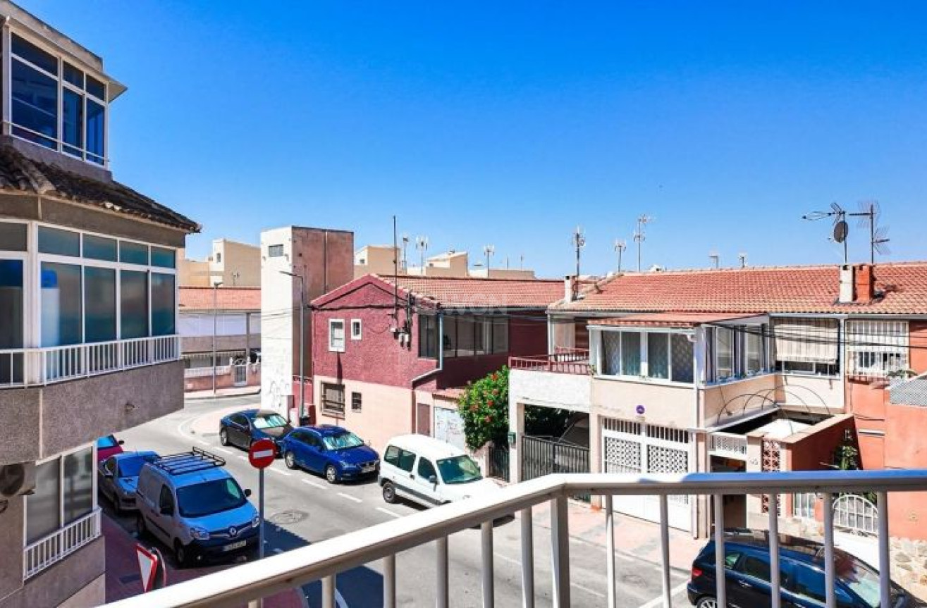 Resale - Apartment / flat - Torrevieja - Costa Blanca