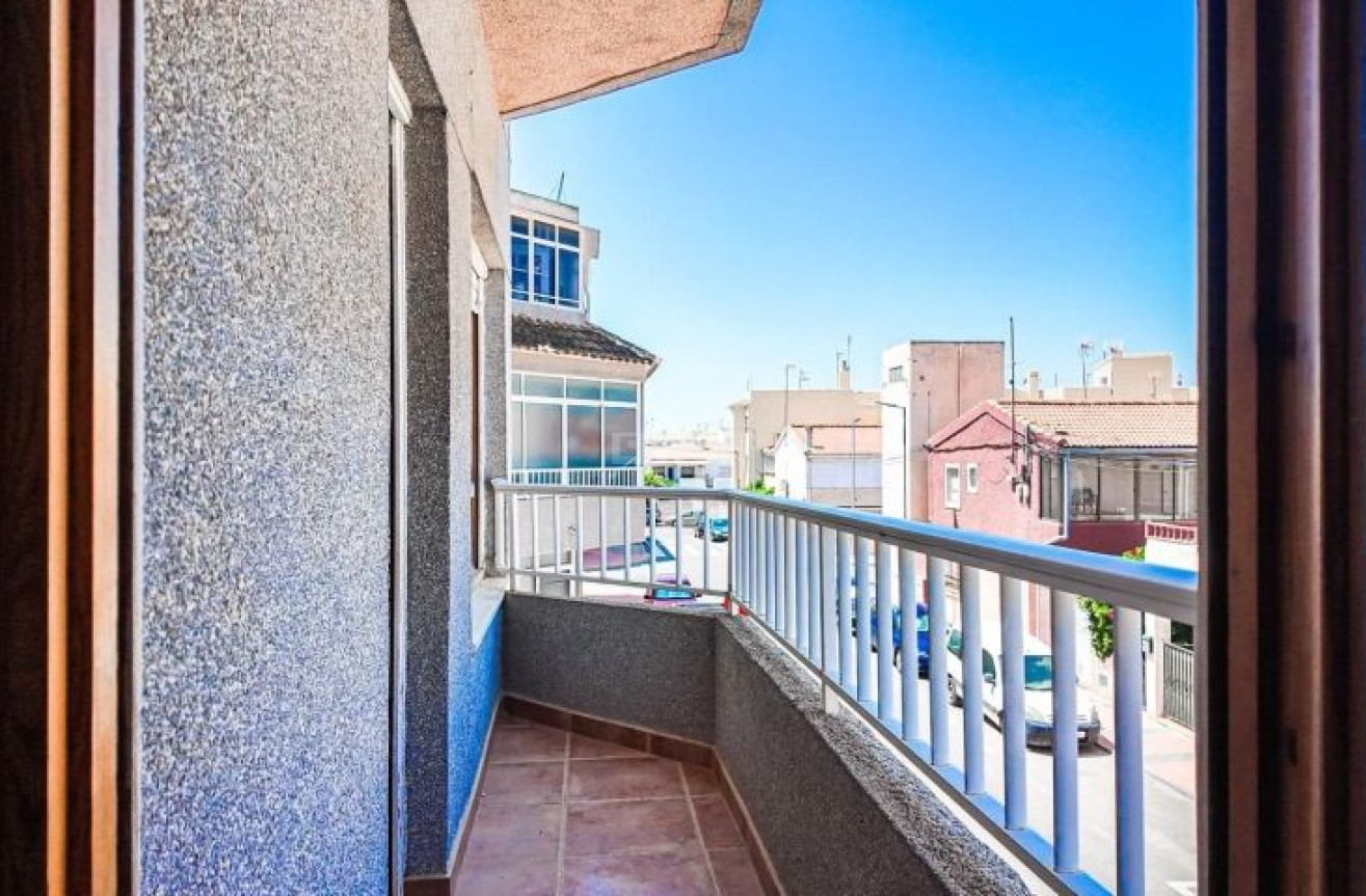Resale - Apartment / flat - Torrevieja - Costa Blanca