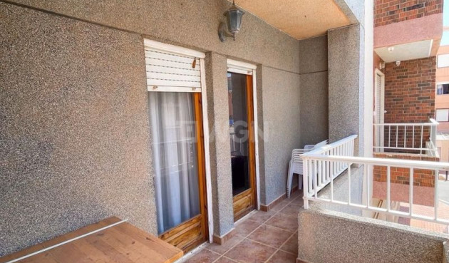 Resale - Apartment / flat - Torrevieja - Costa Blanca