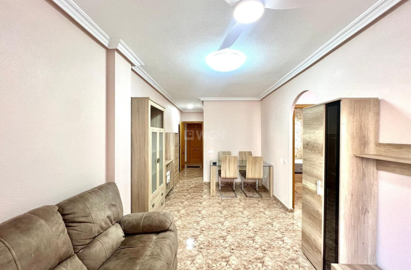 Reventa - Apartamento / piso - Torrevieja - Estacion De Autobuses
