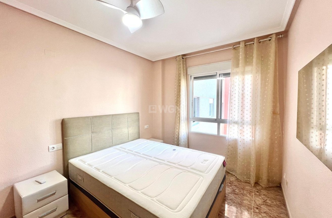 Reventa - Apartamento / piso - Torrevieja - Estacion De Autobuses