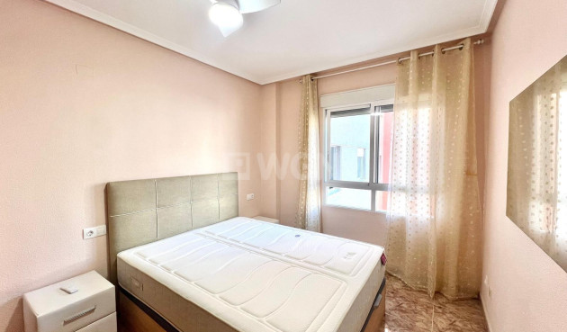 Reventa - Apartamento / piso - Torrevieja - Estacion De Autobuses